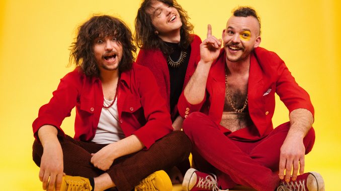 A2_Mothers_Cake_Press_yellow_credits_ Benjamin Thomes-Klein.jpg